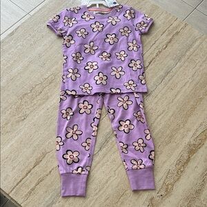 NEW 🆕 Floral Kids Pajamas in Purple